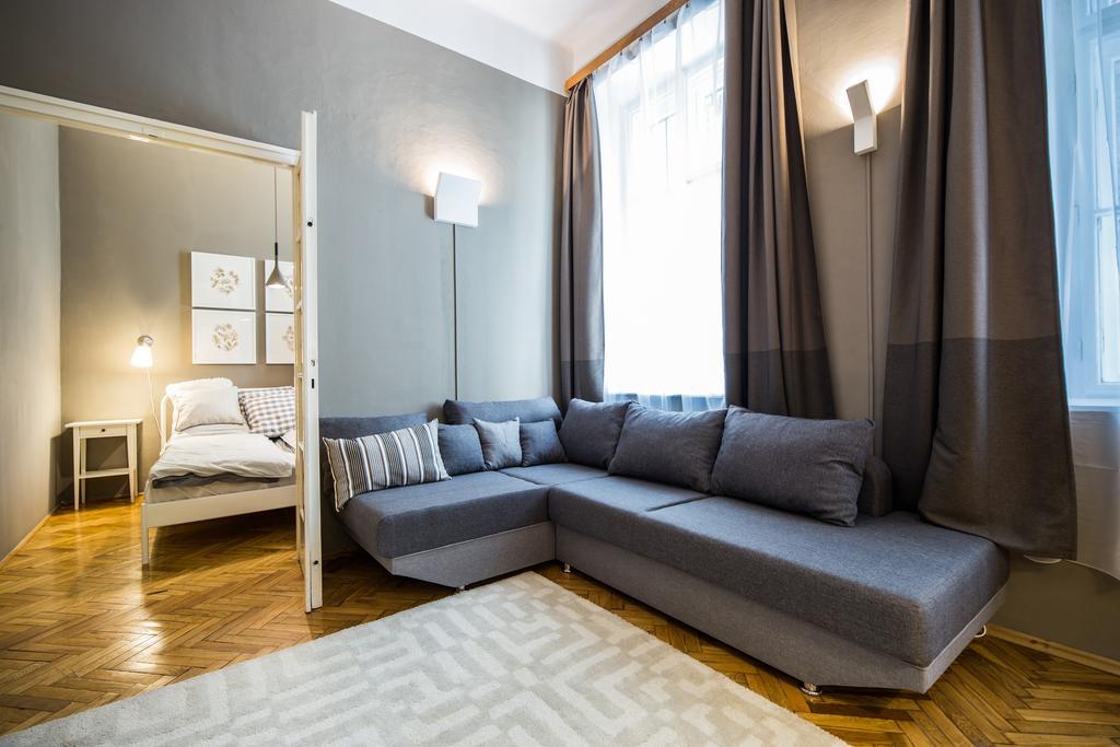 Logement Sous Le Chateau Budapest Luaran gambar