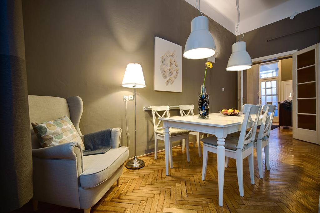 Logement Sous Le Chateau Budapest Luaran gambar